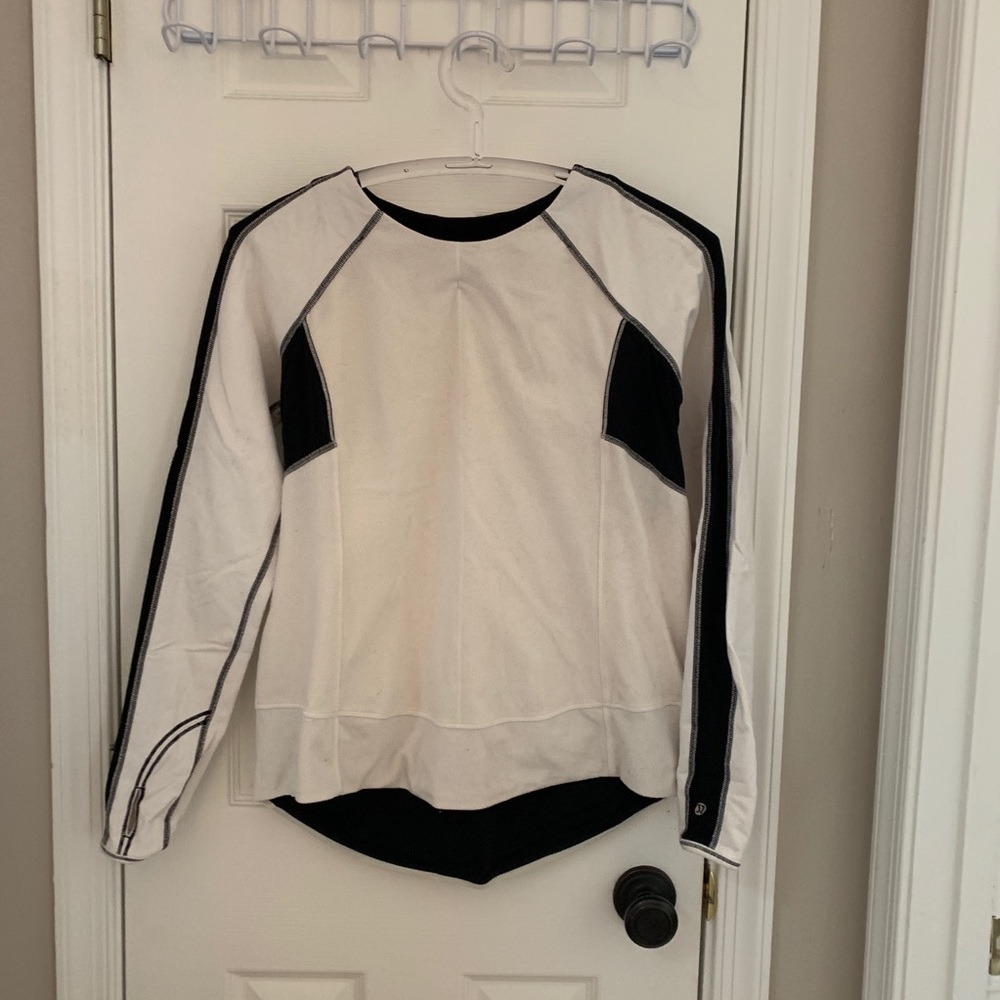 Lululemon White & Black Runners Fleece